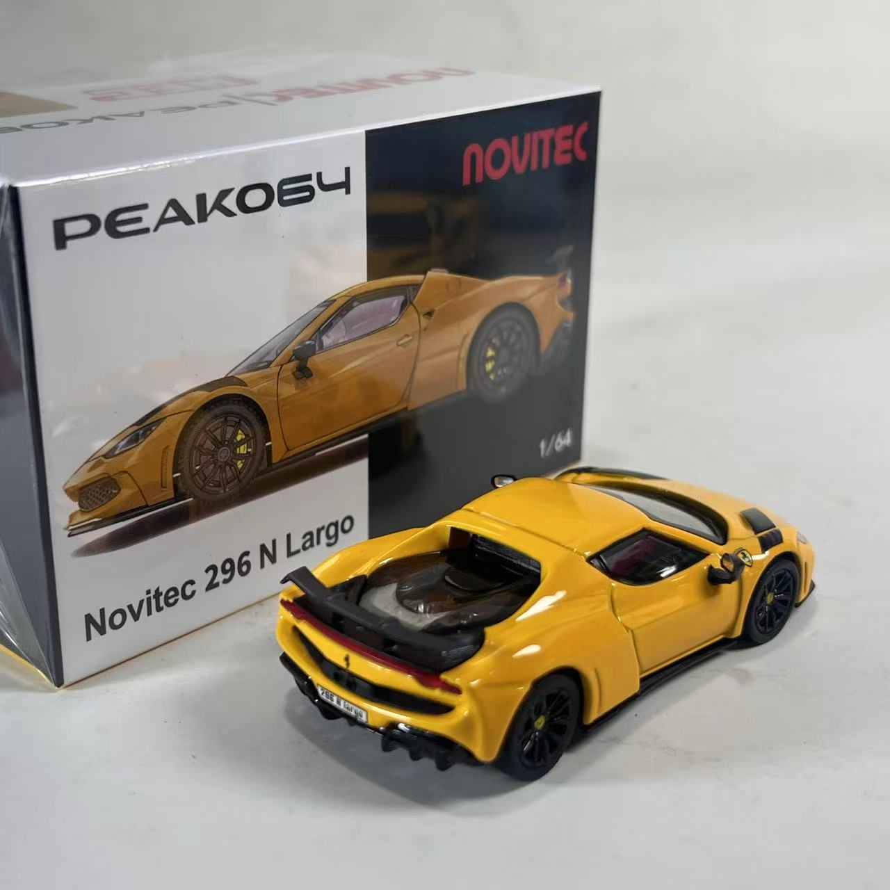 PEAKO 1/64 Novitec. 296 N largo