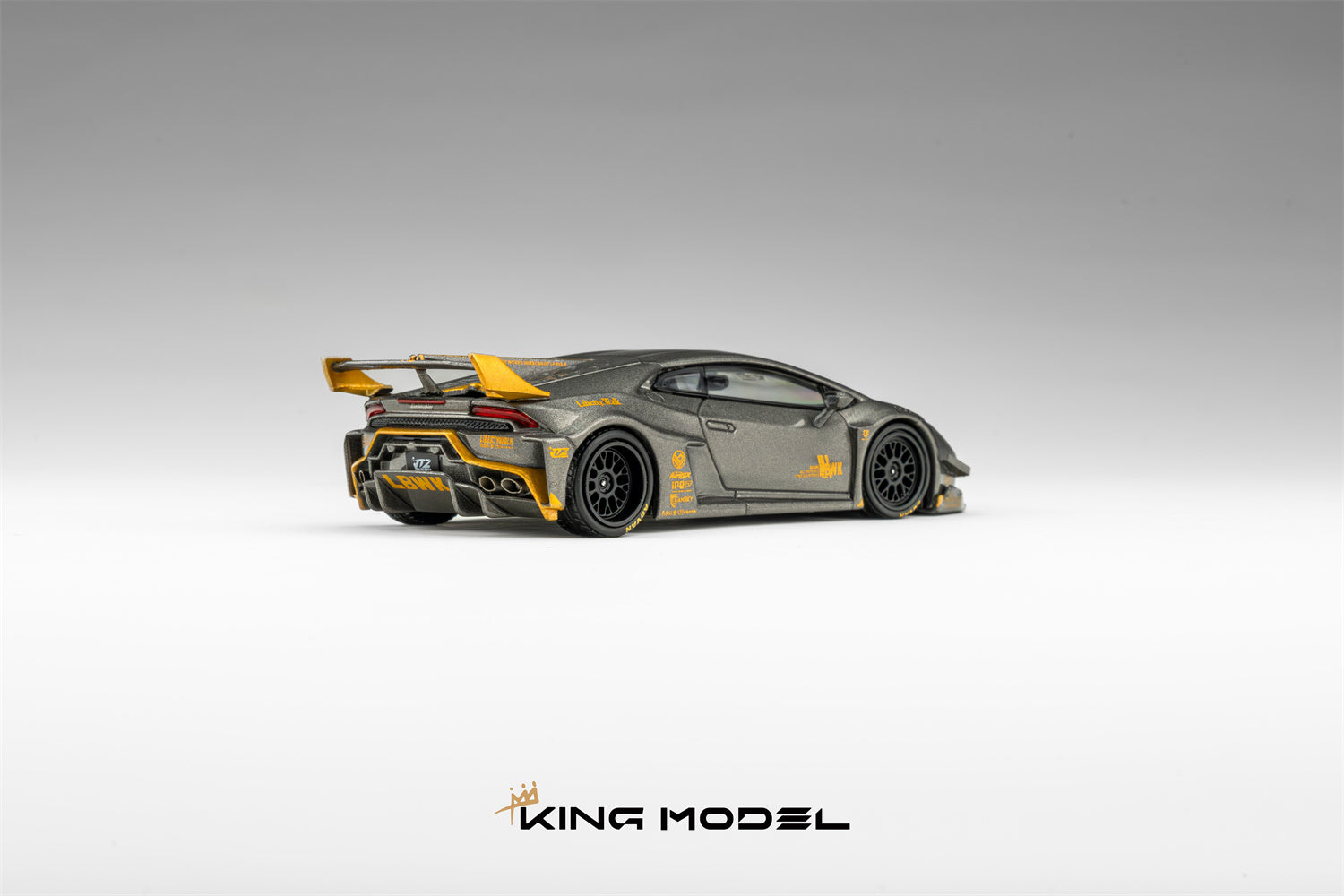 KING MODEL 1:64 LB Huracan