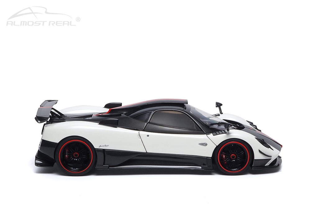 Pagani Zonda Cinque Coupe - 2009 - Special Edition 1/18