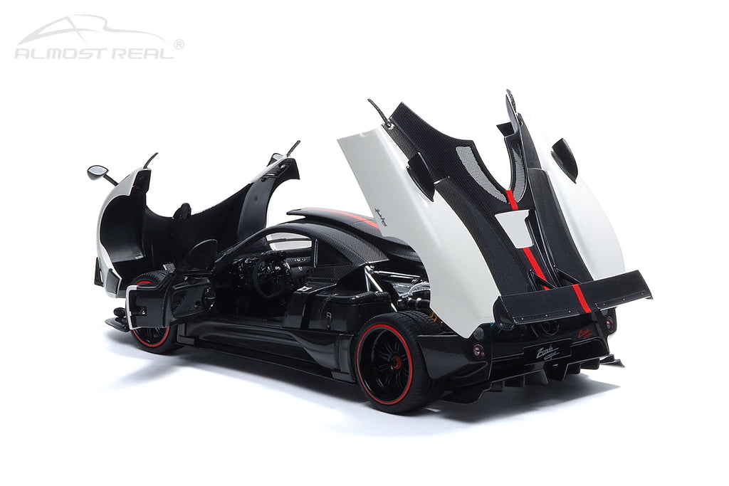 Pagani Zonda Cinque Coupe - 2009 - Special Edition 1/18