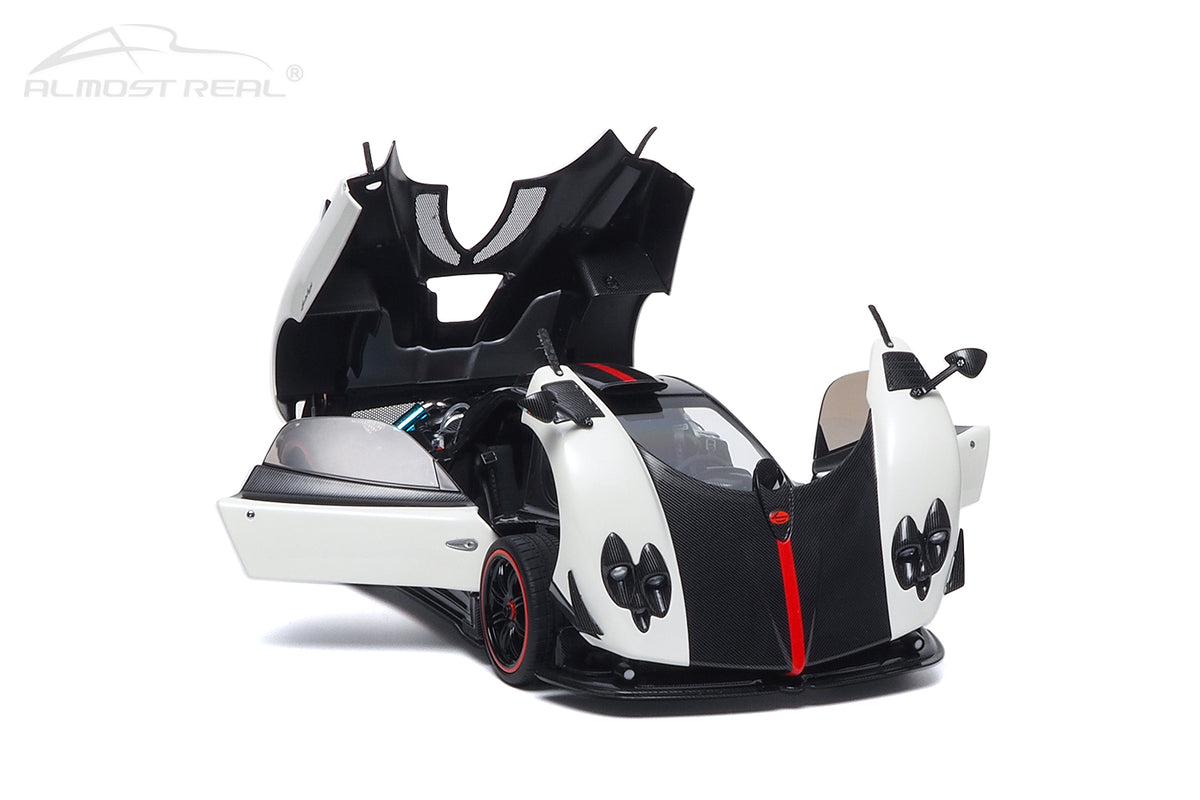 Pagani Zonda Cinque Coupe - 2009 - Special Edition 1/18