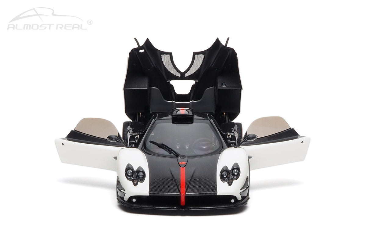 Pagani Zonda Cinque Coupe - 2009 - Special Edition 1/18