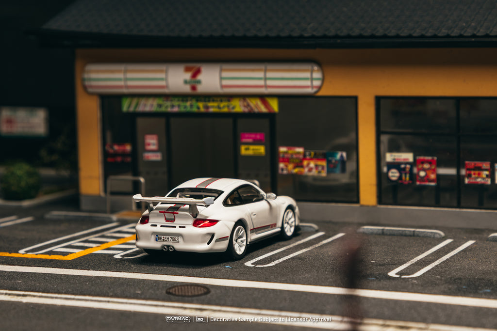 Tarmac Works Porsche 911 GT3 RS 4.0 (997.2)
