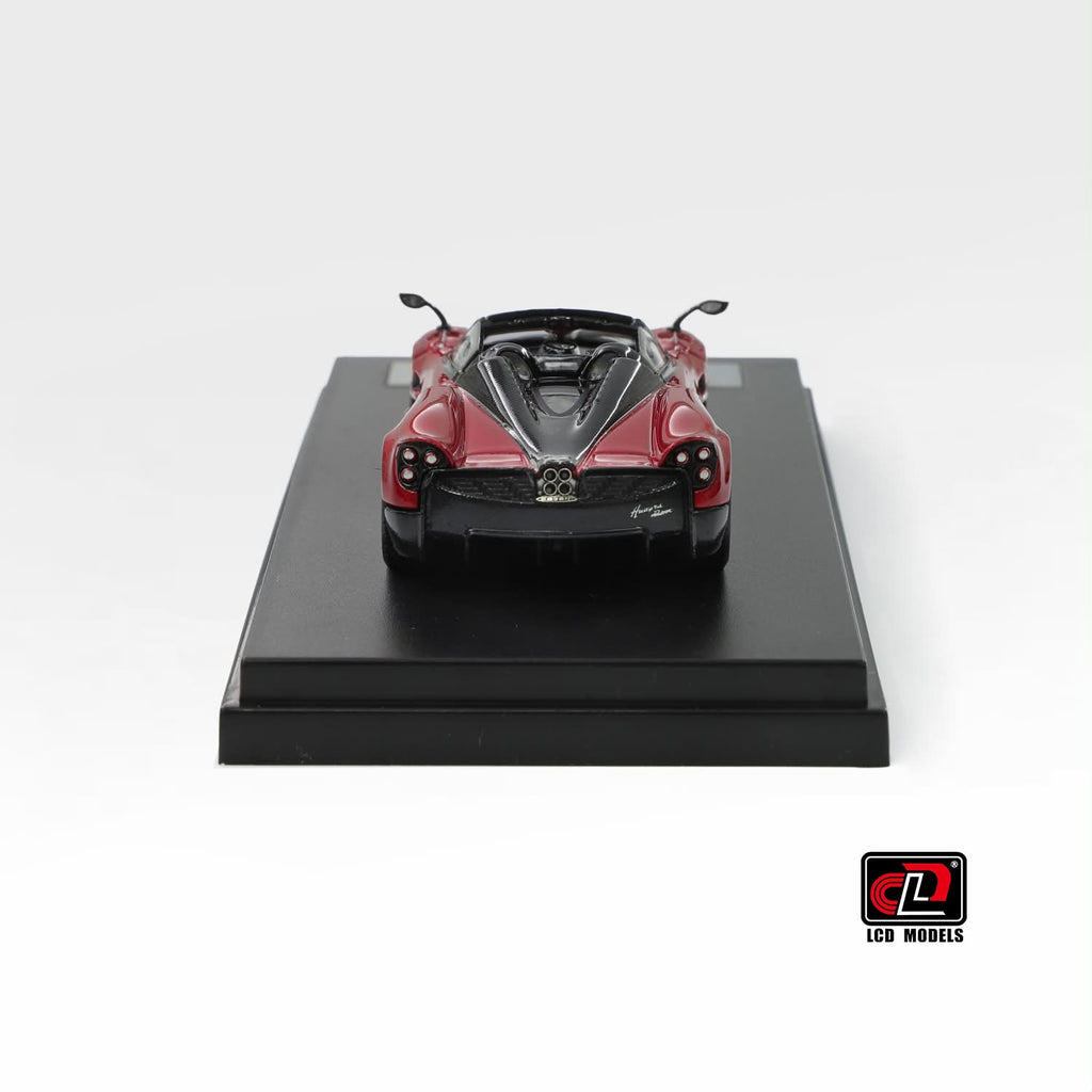 LCD Pagani Huayra Roadster