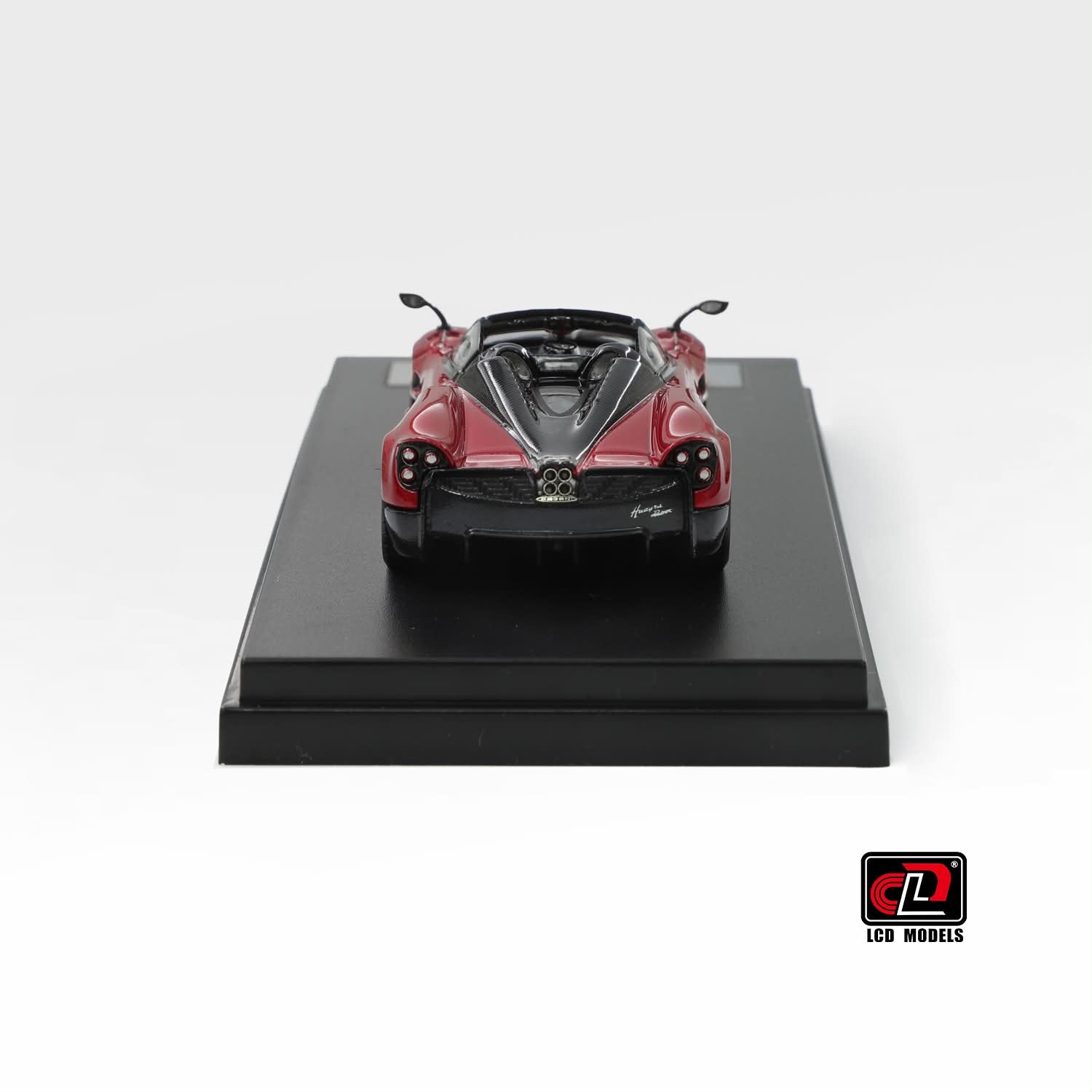 LCD Pagani Huayra Roadster