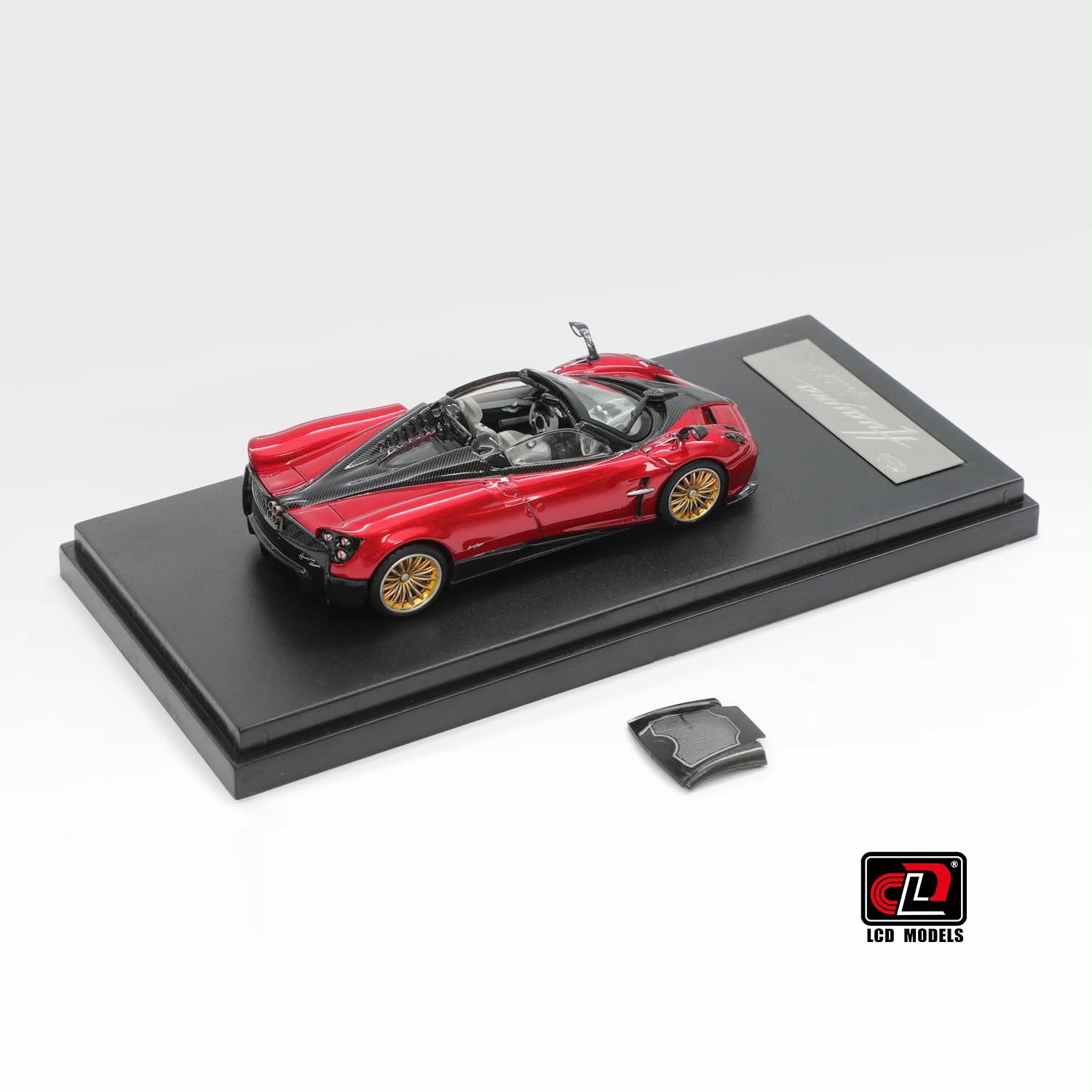 LCD Pagani Huayra Roadster