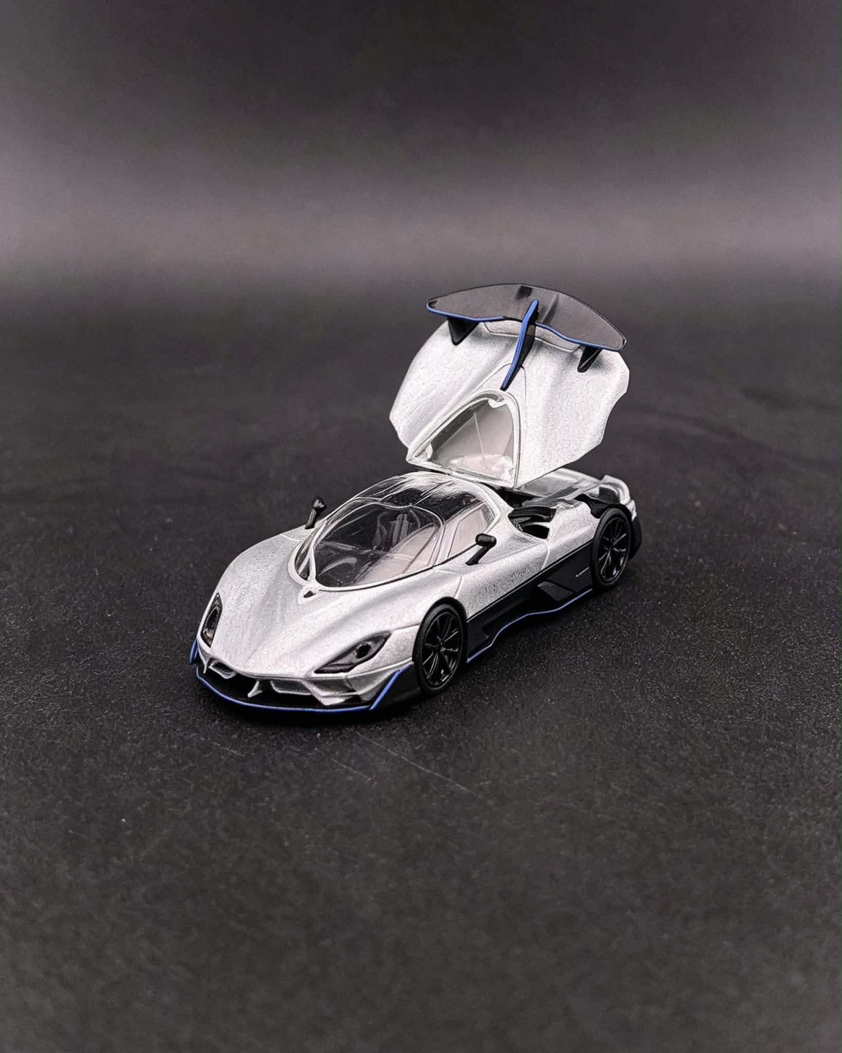 Fine Works64 1/64 Sibelle SSC Tuatara Striker