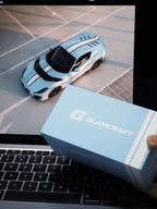 GLAMCRAFT 1/64 812C Full Open Diecast Model.