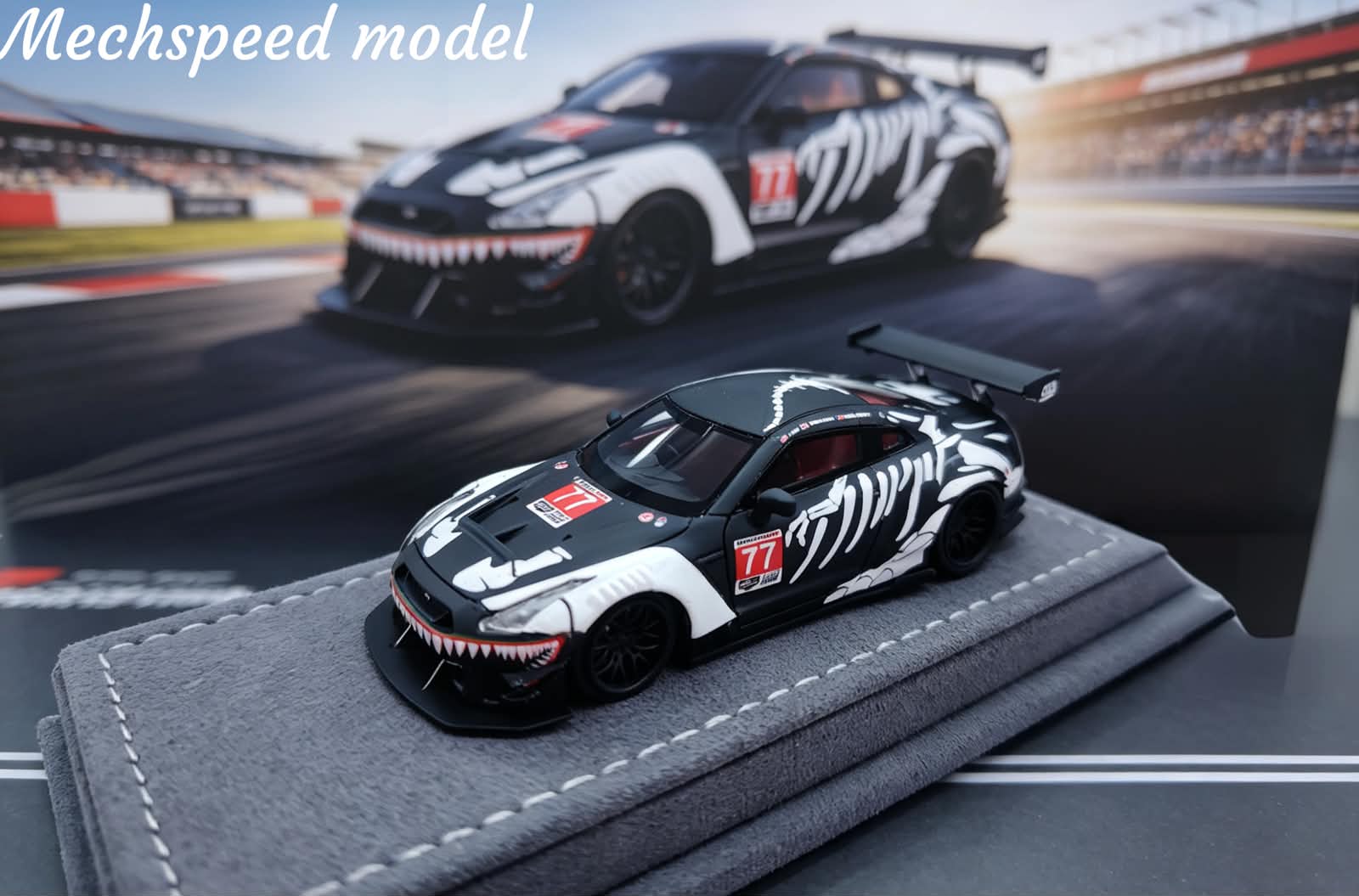 Mechspeed 1/64 GT-R R35 LB Modified Resin Model.