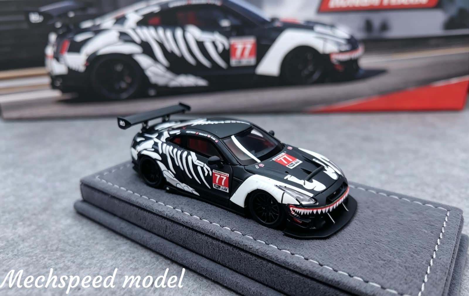 Mechspeed 1/64 GT-R R35 LB Modified Resin Model.