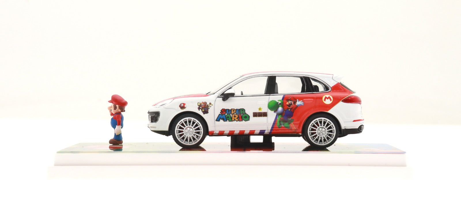 Original 1/64 Porsche Cayenne