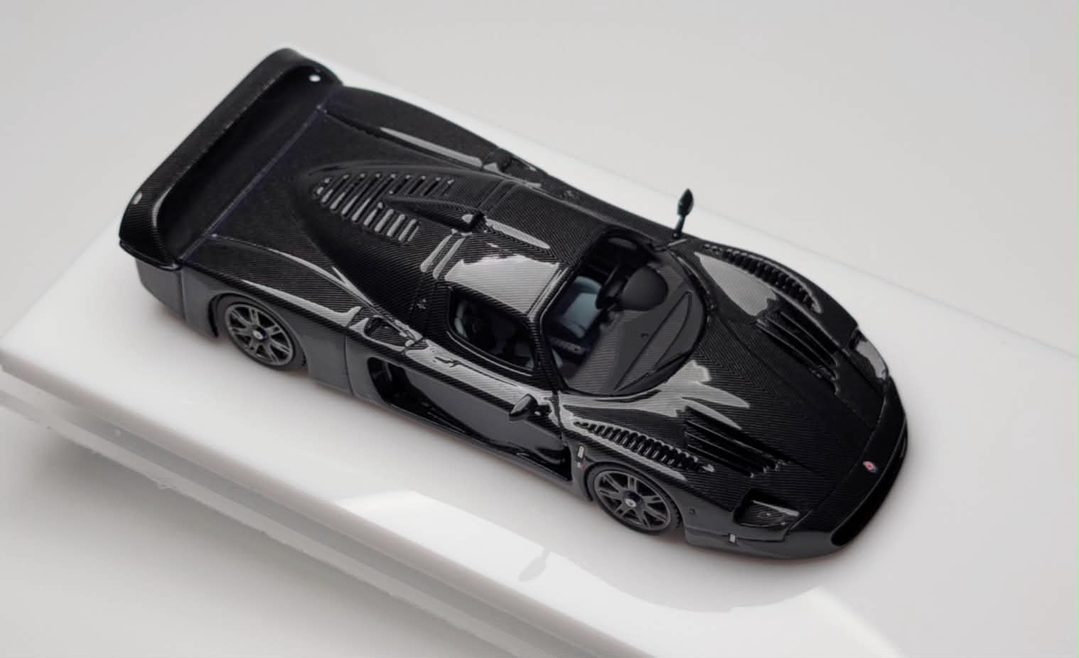 YM Model 1/64 Maserati MC12 Stradale Resin Model