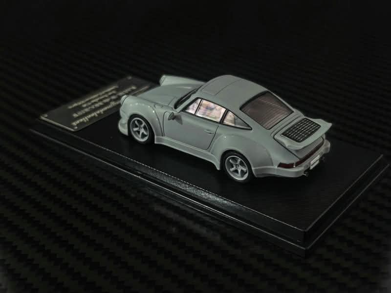 MC 1/64 RWB930 Whalewing Version Gray Livery
