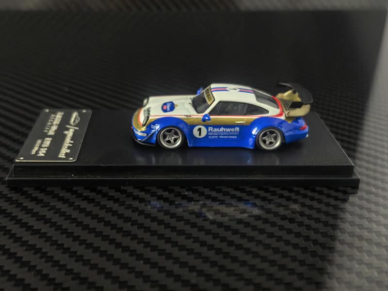 MC 1/64 RWB964 High Wing Rothmans White/BlueLivery