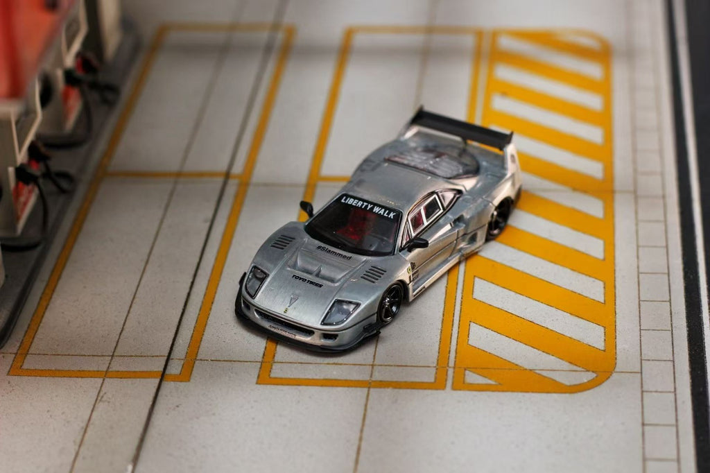 GHOST PLAYER 1:64 LBWK F40 Varnish Version