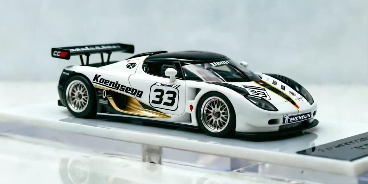 Autobots model 1/64 Koenigsegg CCGT Diecast Model.