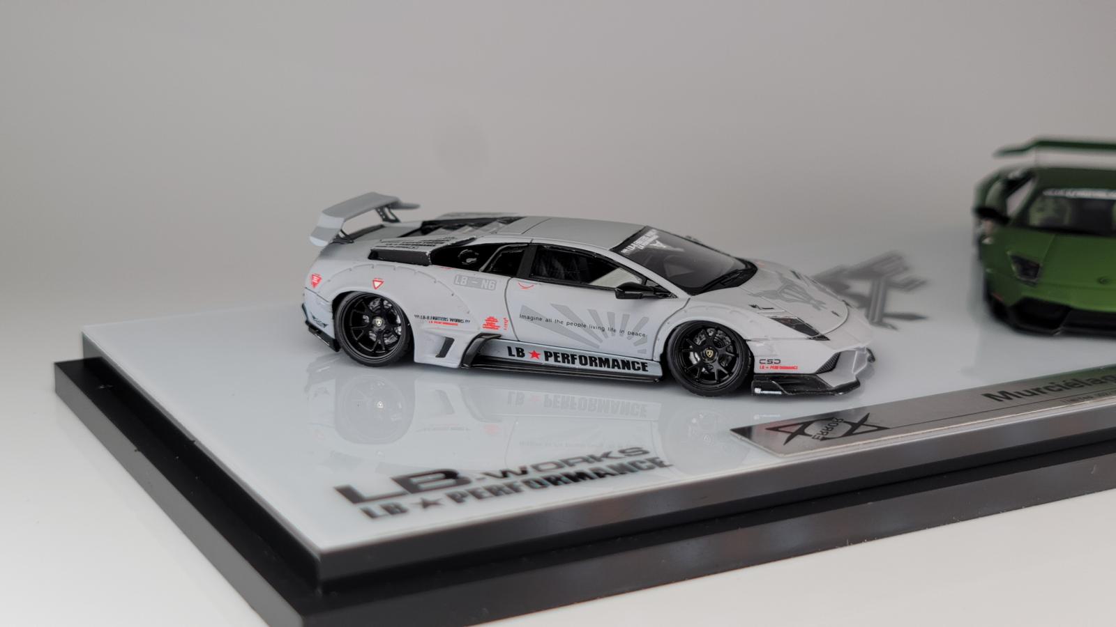 MINICRAFISMAN 1/64 LB Murciélago Resin Model
