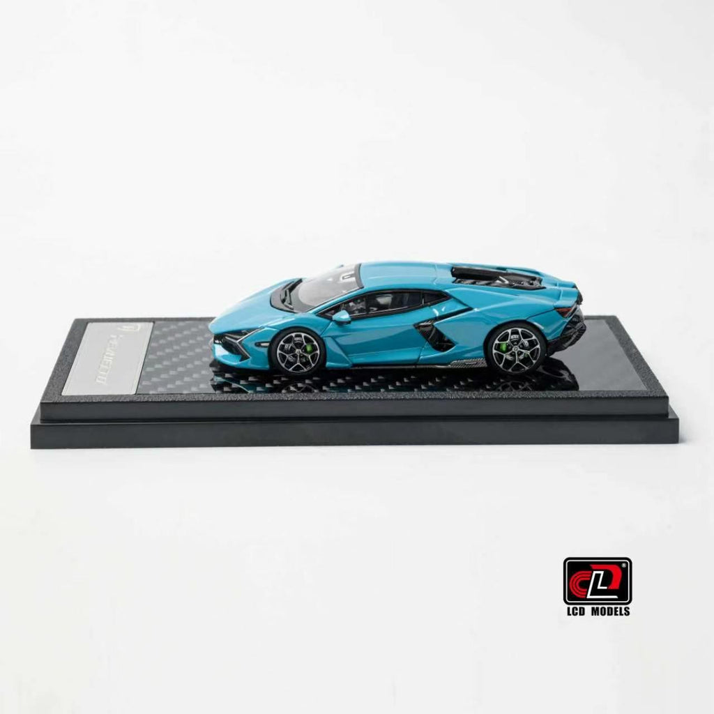 LCD 1:64 Lamborghini Revuelto Diecast Model.