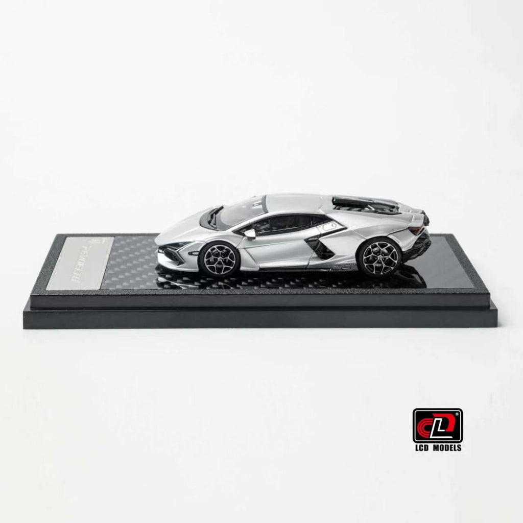 LCD 1:64 Lamborghini Revuelto Diecast Model.
