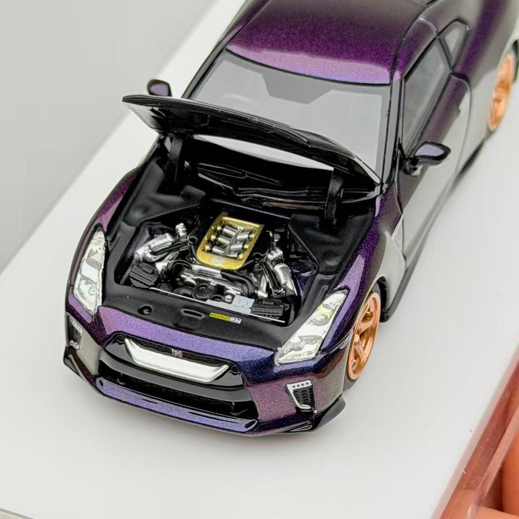 MOTORHELIX 1/64 GT-R(R35]  2021 Diecast Model.