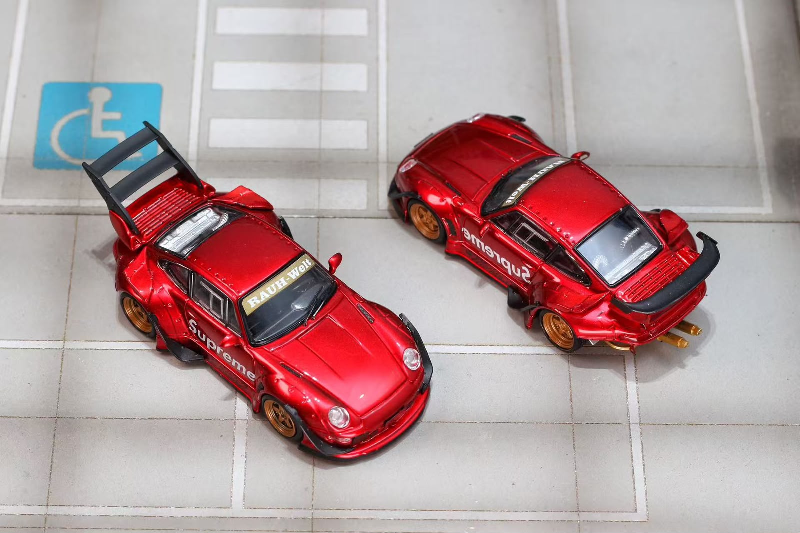 Street Weapon 1/64 RWB 993 Supreme
