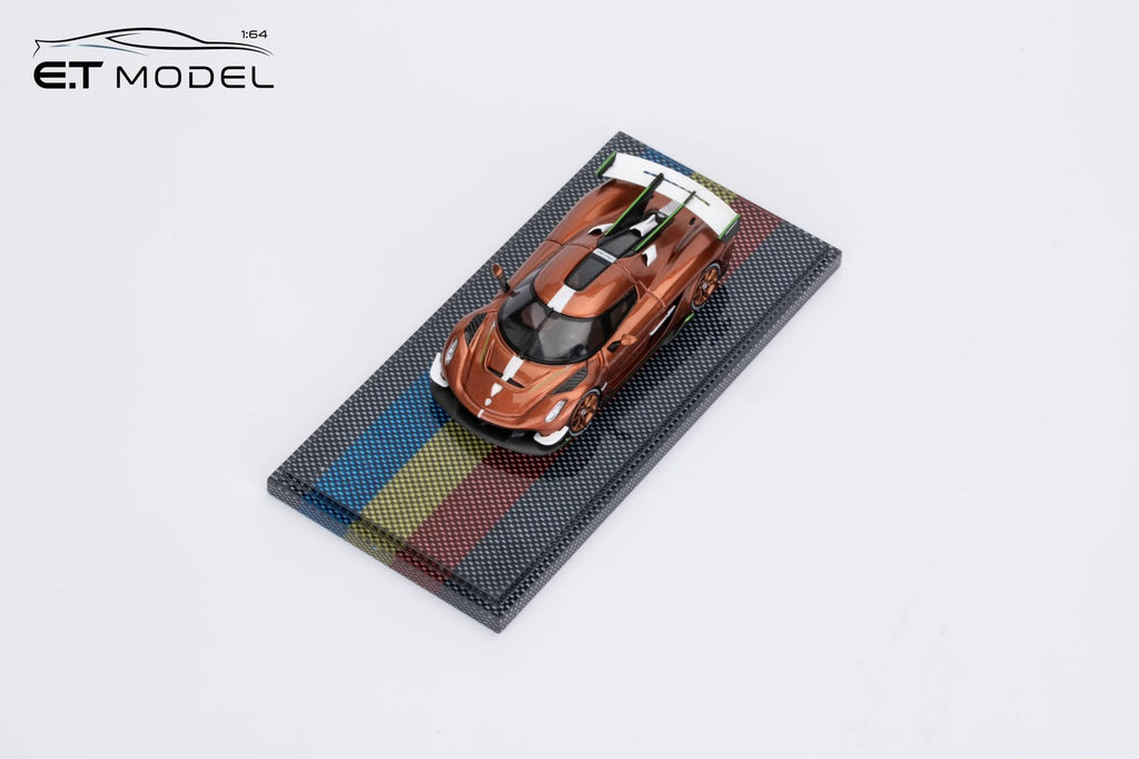 ET Model 1:64 Koenigsegg Sadairs Spear