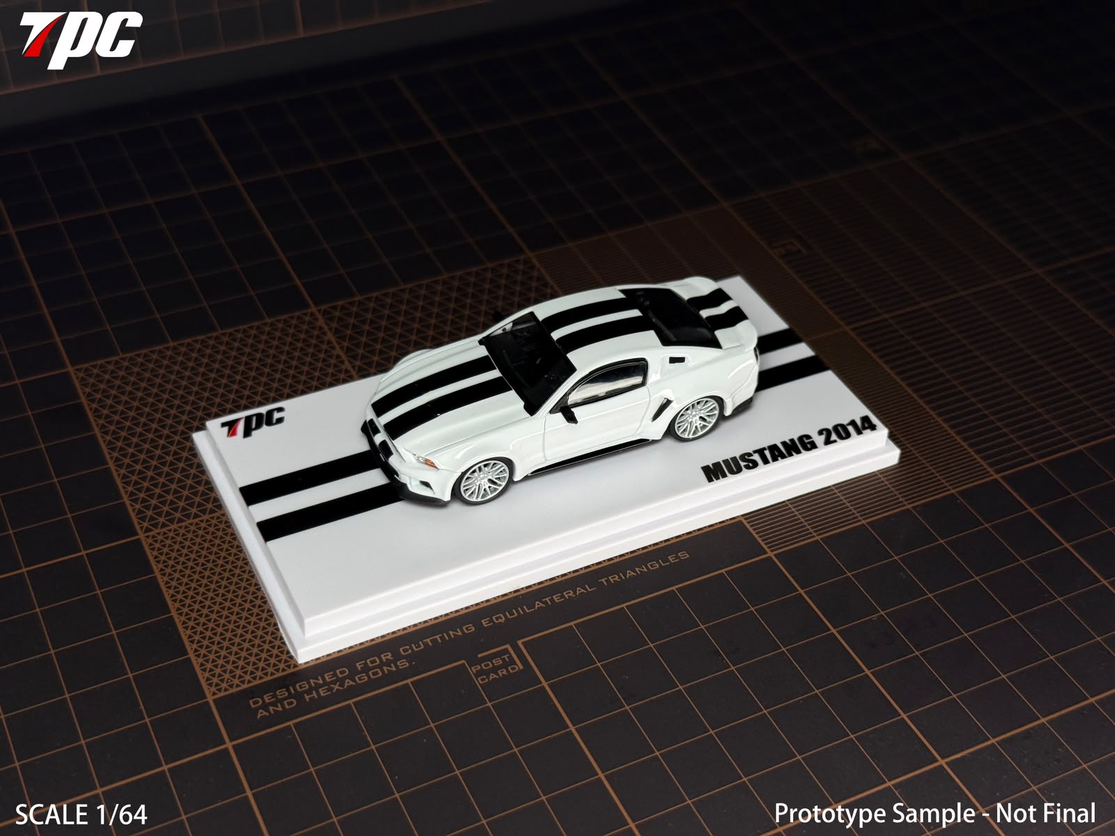 TPC 1/64  Mustang 2014 Diecast model