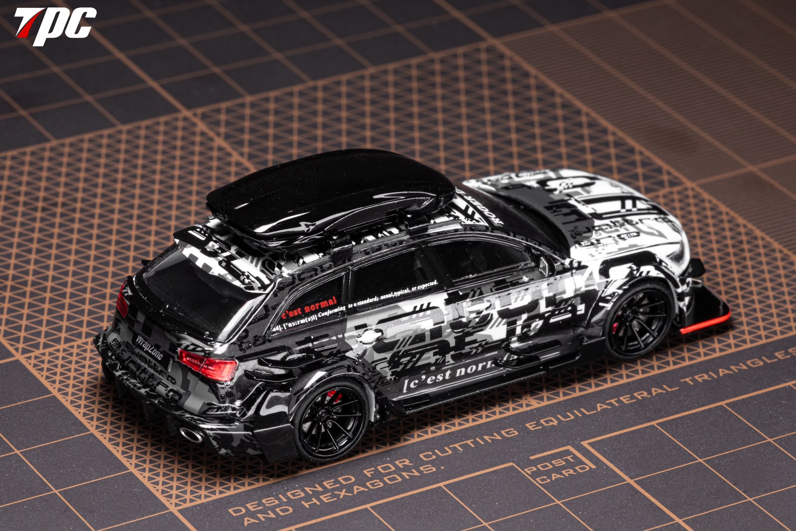 TPC 1/64 Audi RS6 snow version Diecast model