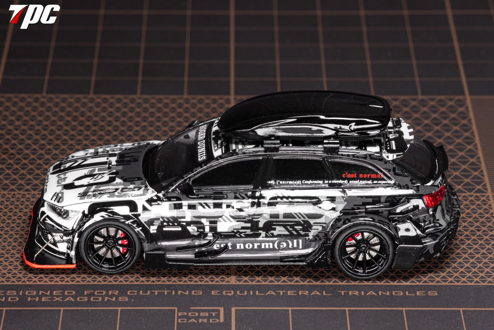 TPC 1/64 Audi RS6 snow version Diecast model