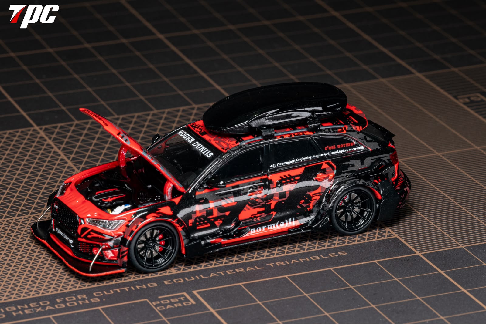 TPC 1/64 Audi RS6 snow version Diecast model