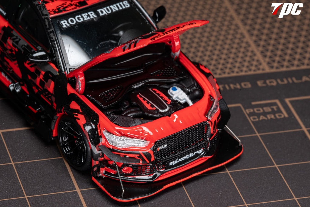 TPC 1/64 Audi RS6 snow version Diecast model
