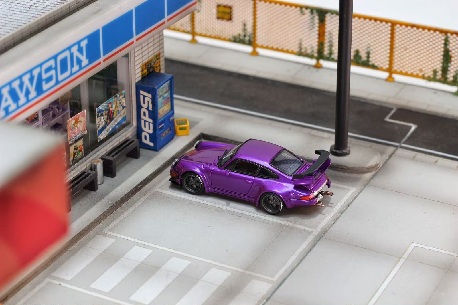 STREET WEAPON 1:64 RWB 964 Diecast model