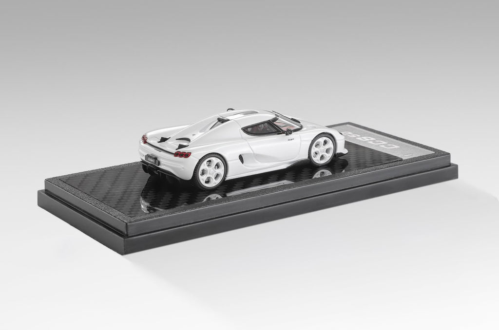 LCD 1/64  Koenigsegg CC850 Diecast Model