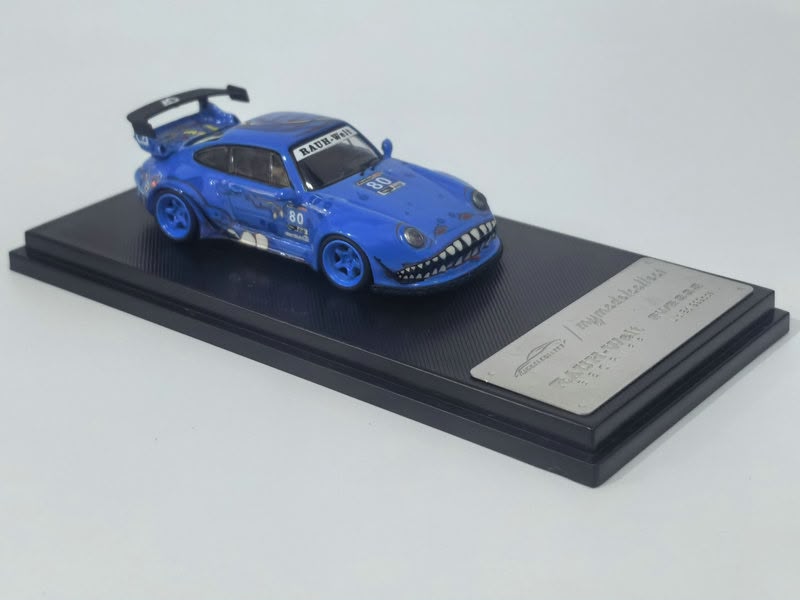 MC 1/64 RWB993 High Wing Diecast Model
