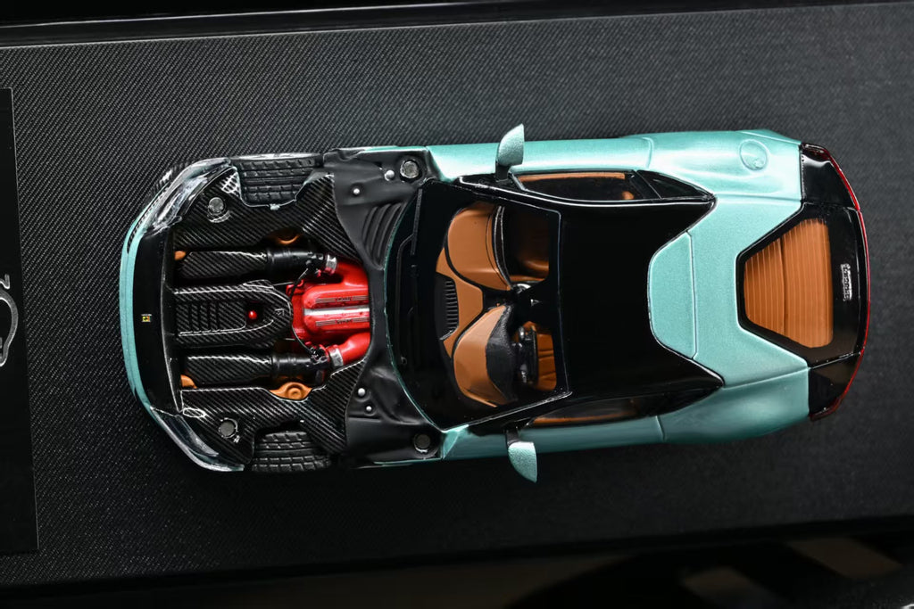 7cm Model 1/64 Supercar 12 cilindri