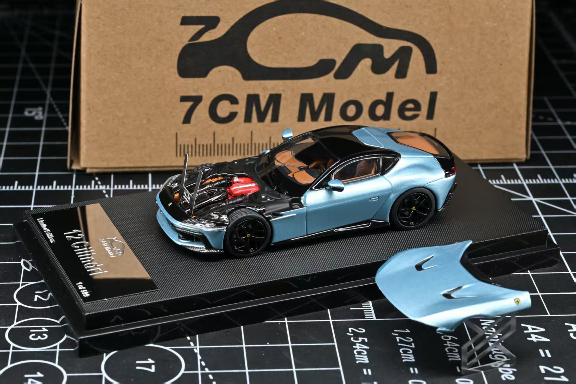 7cm Model 1/64 Supercar 12 cilindri