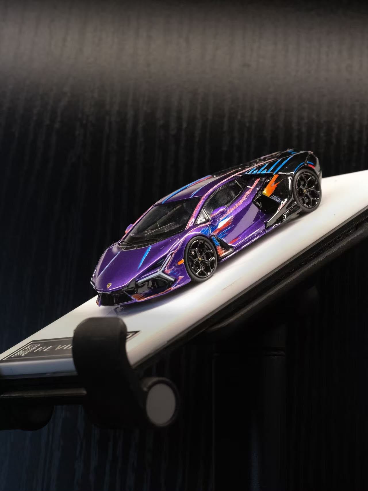YS 1/64 Lamborghini REVUELTO