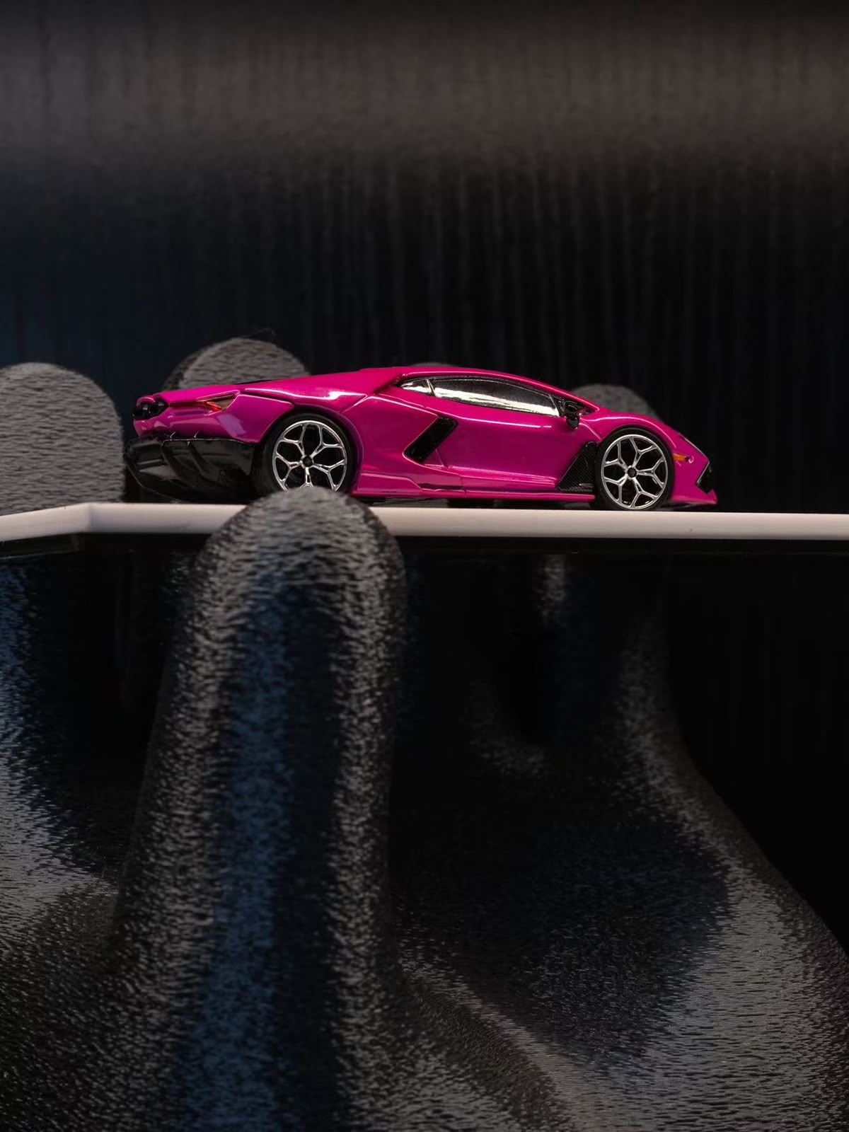 YS 1/64 Lamborghini REVUELTO