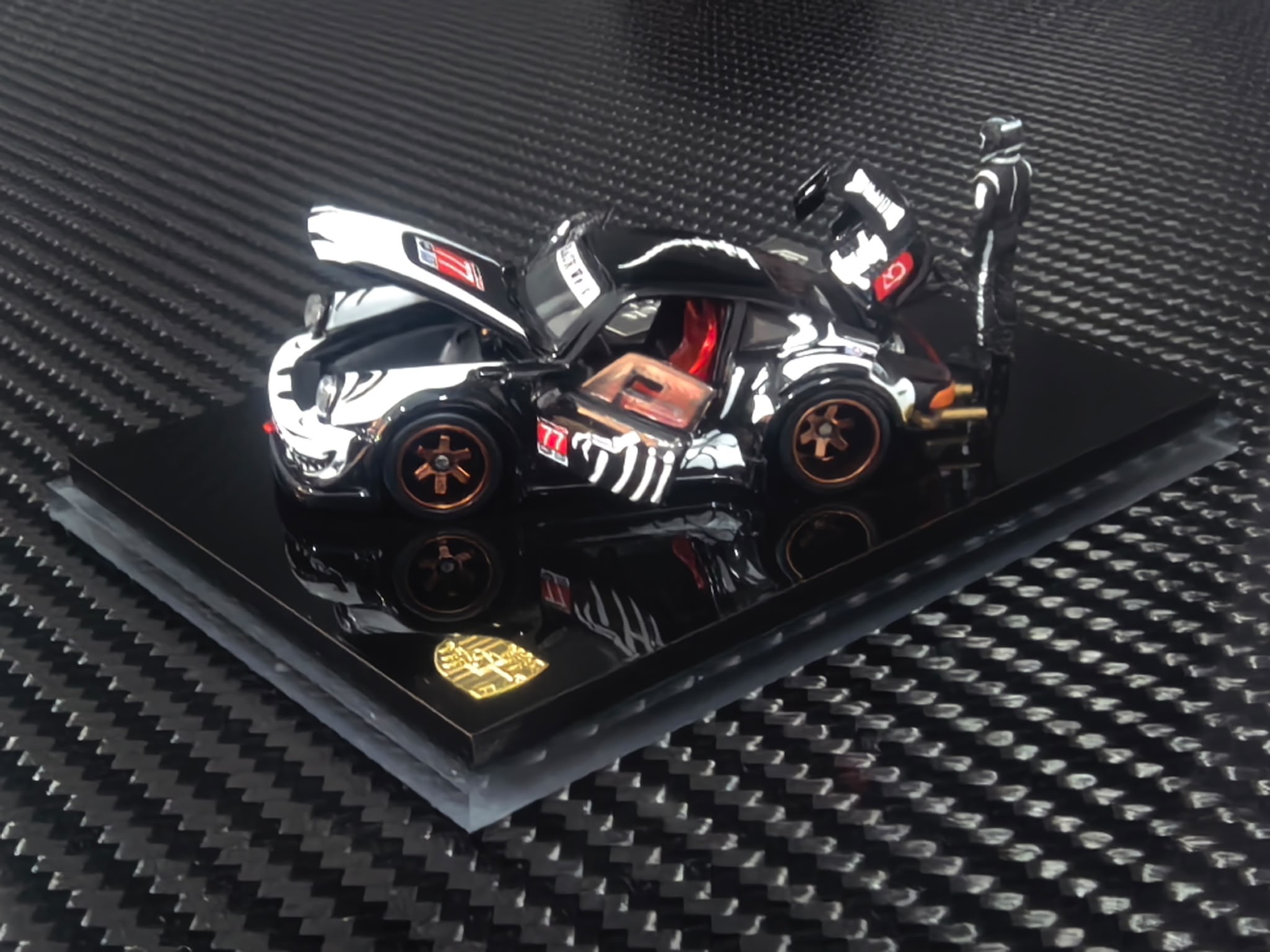 FG Customized Version 1/64 RWB930 Fully Open Diecast Model.