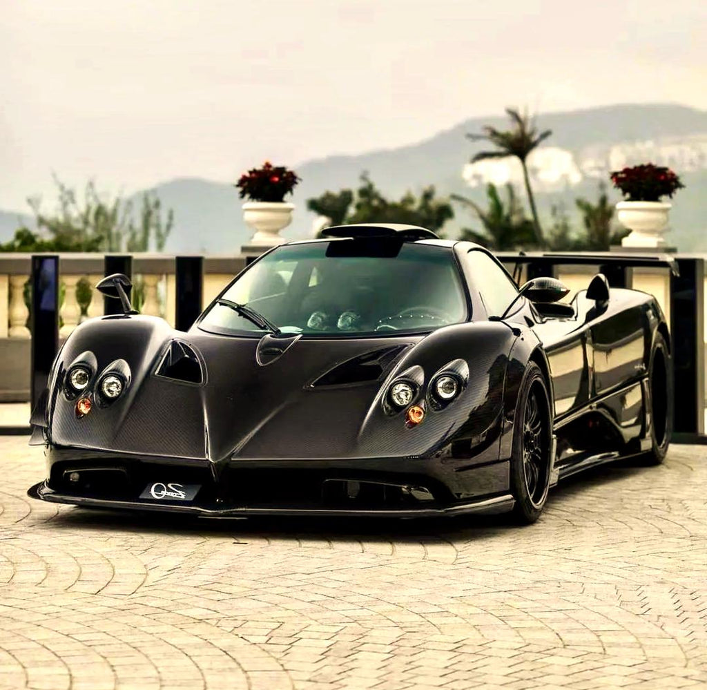 Rhino Mode RM 1/64 Zonda 760 King Diecast Model Full Carbon Black
